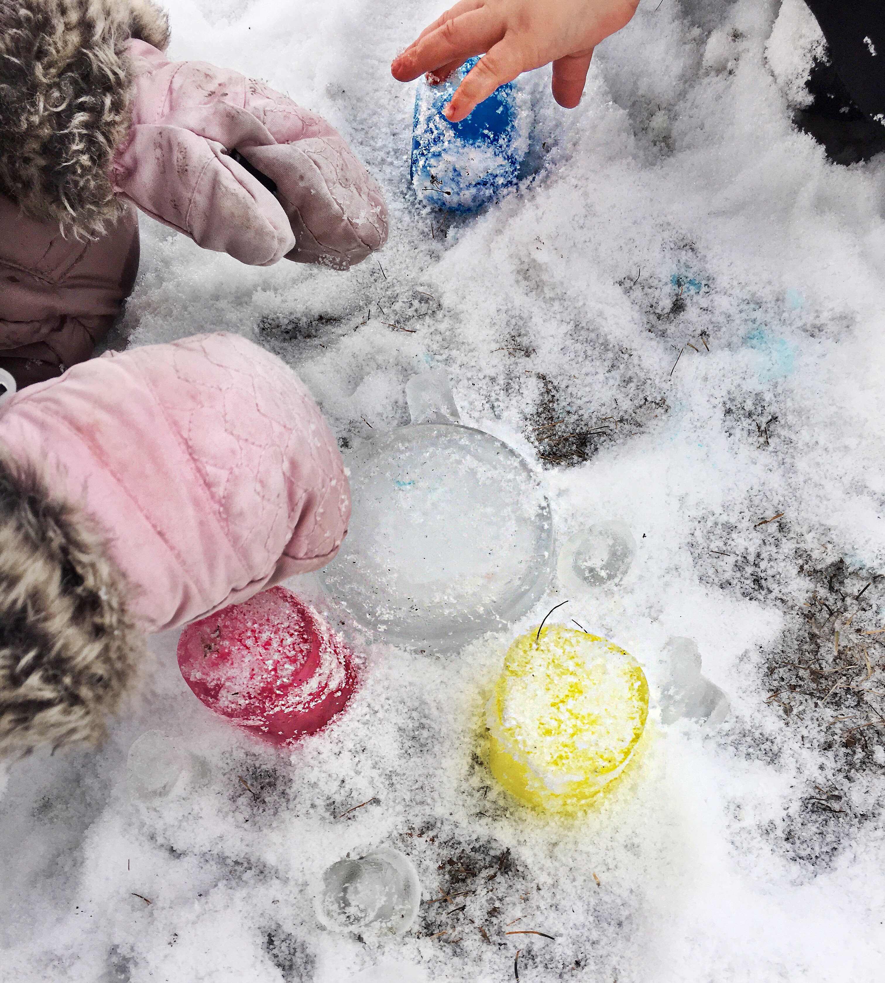 Winter Adventures Snow Activities For Kids Momma On The MoveMomma 