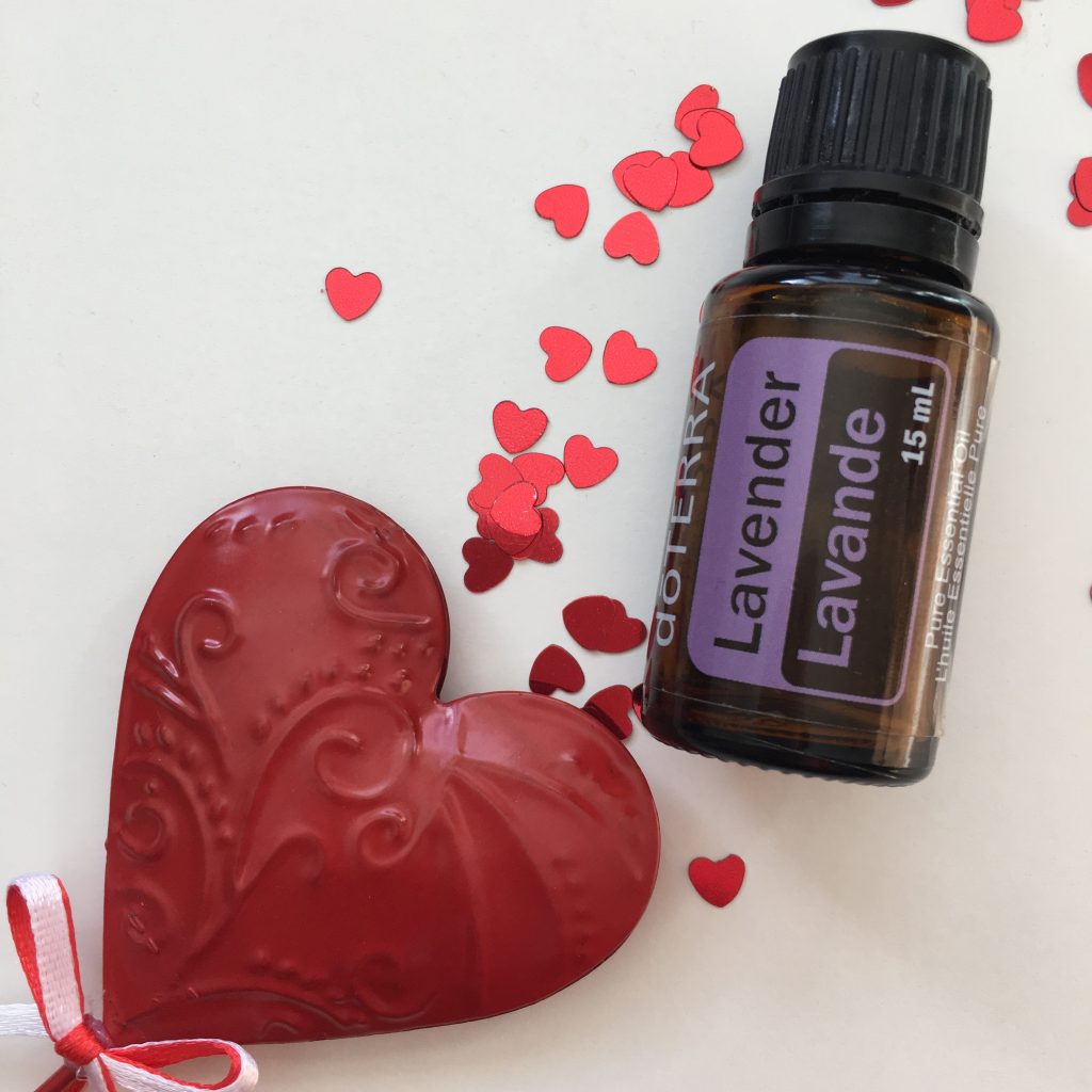 5 Powerful Essential Oils For Opening the Heart Momma On The
